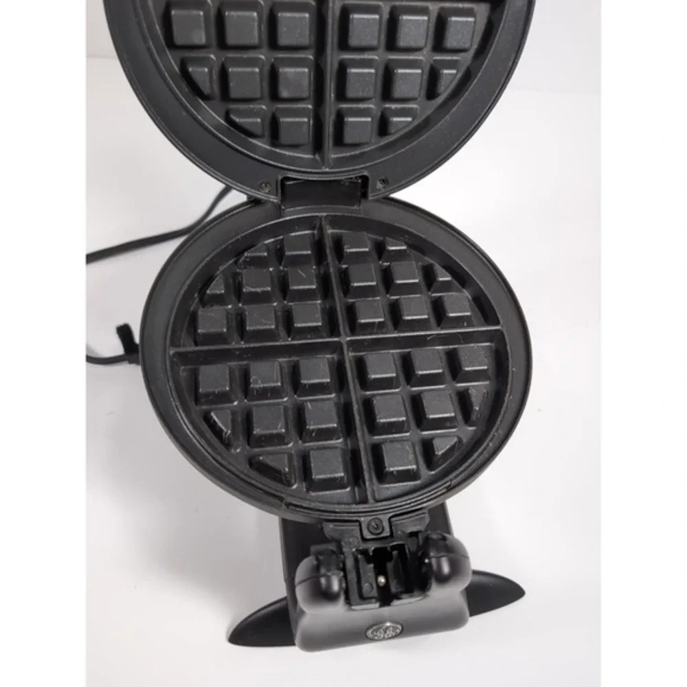 GE ROTATING Round WAFFLE MAKER model‎ 898678  Tested Working Stainless Non Stick